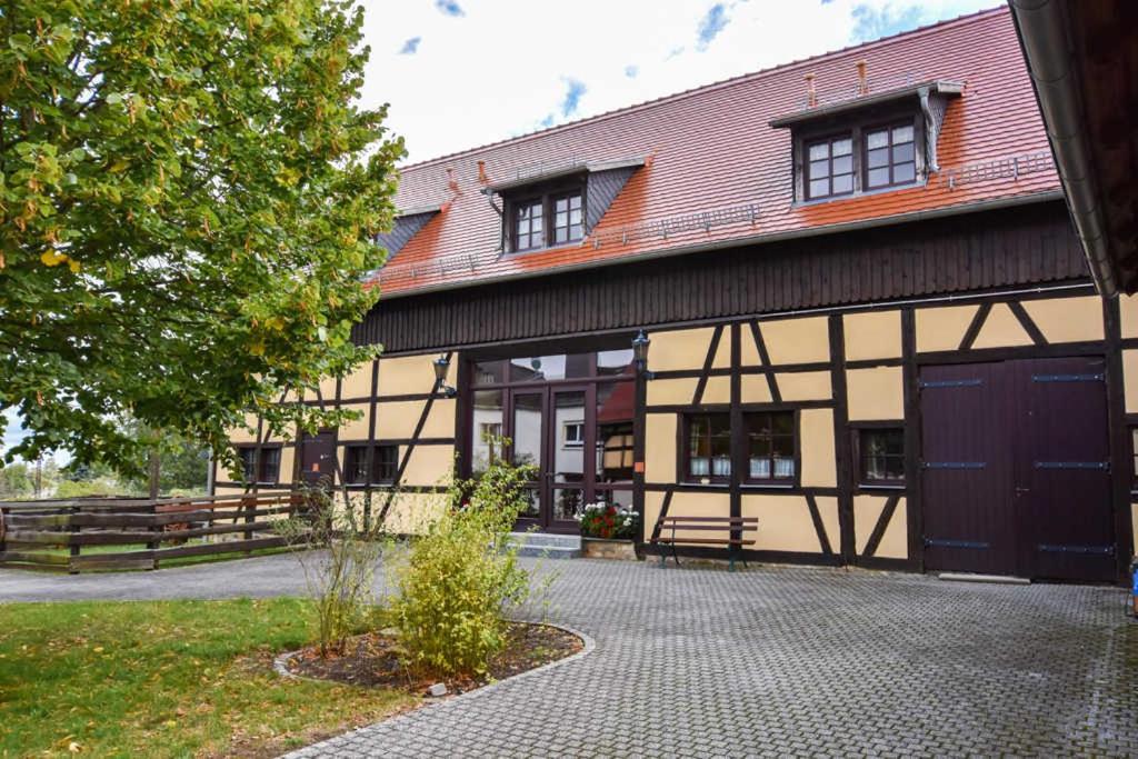 Lavendelhof Die Idyllische Landpension Crimmitschau Екстер'єр фото